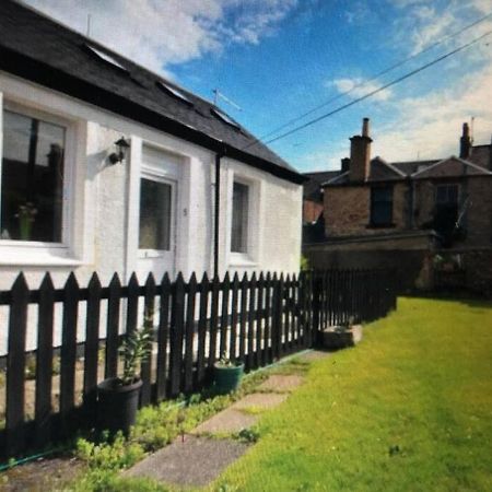 The Brambles Girvan Holiday Cottage By Seaside. Exterior photo